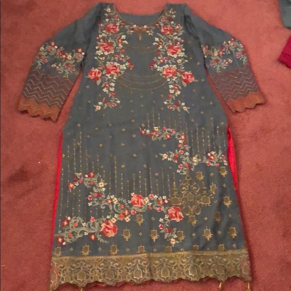 Jazmin chiffon grey red pakistani salwar kameez
